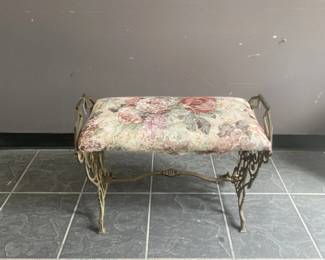 Lot 396 | Vintage Ornate Cast Iron Bench