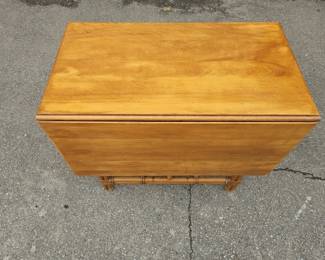 Lot 415 | Vintage Haywood Wakefield Drop Leaf Table