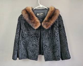 Lot 433 | Vintage Bon Ton Shearling Jacket w/ Rabbit Collar