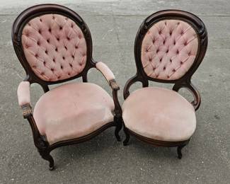 Lot 407 | 2 Atq Victorian Walnut Balloon Back Parlor Chairs