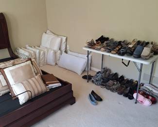 WMS SIZE 7.5-8.5 Shoes Keds, Merrell, Skechers, Anne Klein,Keen,adidas 