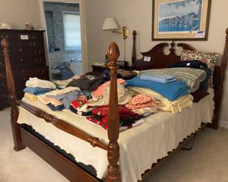 Link & Taylor bedroom set