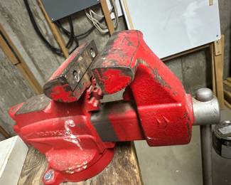 Buy it now 
Craftsman Red Bullet Vise-$100