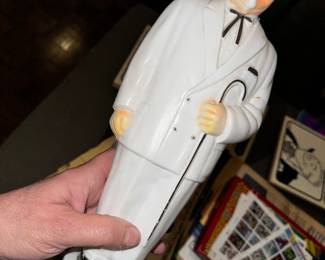 Colonel Sanders plastic bank STARLING PLASTICS Canada