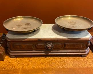 Antique apothecary scales/balance