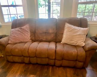 Leather sofa w/recliner ends