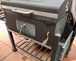 Charcoal grill