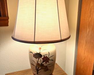 Floral Ginger Jar Table Lamp