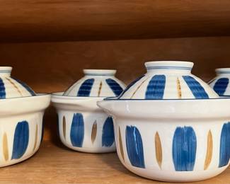 Set of 4 Pottery Lotus Casserole Dishes