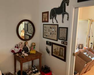 VINTAGE FRAMED PRINTS AND DOLLS
