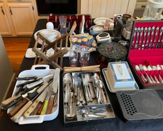 WONDERFUL VINTAGE KNIVES 