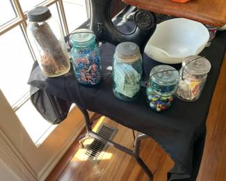 MASON JARS OF COLLECTIBLES 