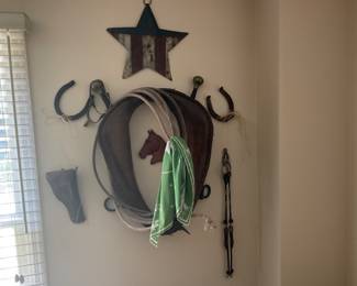 VINTAGE HORSE COLLECTIBLES 