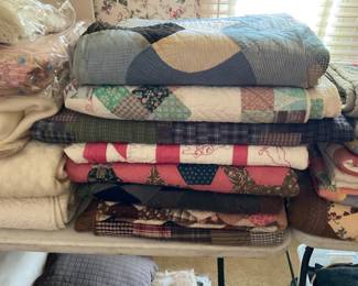 ANTIQUE QUILTS.  AMAZING COLLECTION 