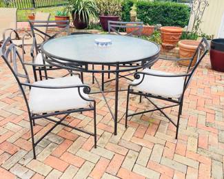 Brown Jordan Table & Chairs