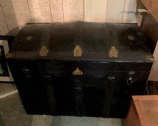 #170	Black Camel Back Trunk (no Tray, as is condition) - 35x18x25	 $30.00 
