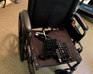 #192	everest and jennings wheel chair 	 $30.00 
