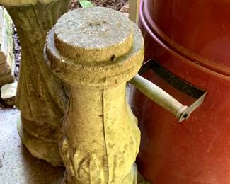 #133	Bird Bath Bottom - 26" Tall	 $20.00 
