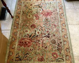 #173	Machine made silk rug 59x39 green 	 $65.00 

