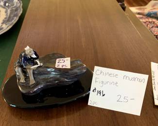#196	Chinese mudman figurine 2 piece	 $25.00 
