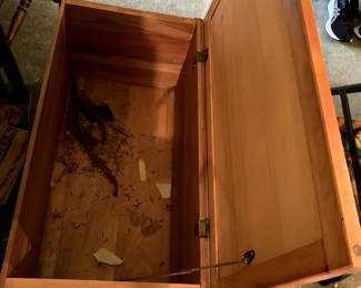 #171	Vtg. Toy Chest w/Cane Top (as in hinge off) - 27x15x15	 $20.00 
