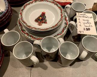 #187	Dansk christmas China set 4 place settings 	 $30.00 
