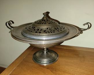 Wedgwood Sterling silver large decorative covered bowl