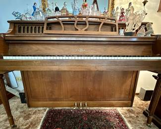 Cable Upright Console Piano