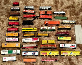 Great Selection of HO Train Cars