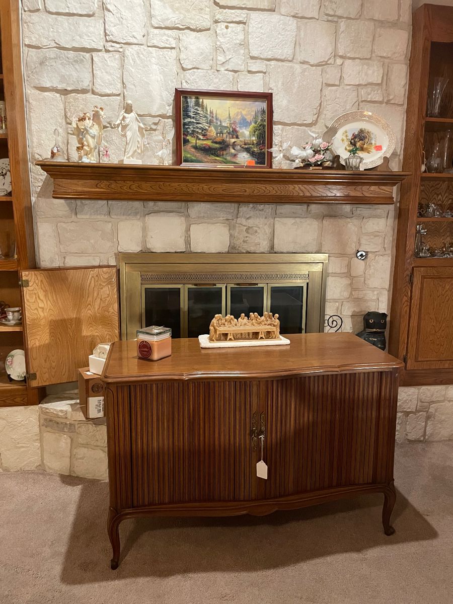 Private Family Estate Sale in Kerrville, TX starts on 6/21/2024