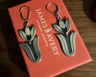 James Avery rate retired earrings