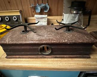 Antique scale