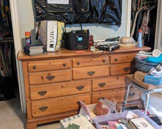 Dresser with mirror (ducks unlimited)