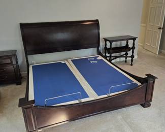 Tempur-pedic King bed with separate controls for each side