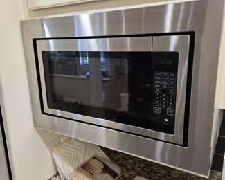 Amana Microwave 