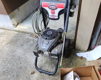 Simpson 2700 PSI gas pressure washer with Kohler engine