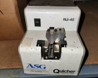 Quicher automatic screw feeder, 2 NEW IN BOX