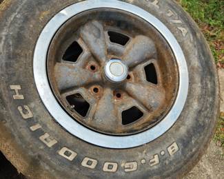 Camaro rims and trim rings