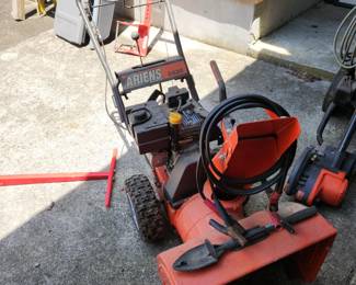 Ariens gas snow blower