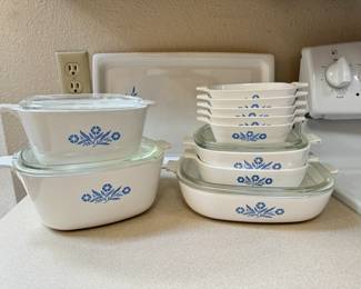 Corning Ware Cornflower Casserole Dishes & Hotplate	