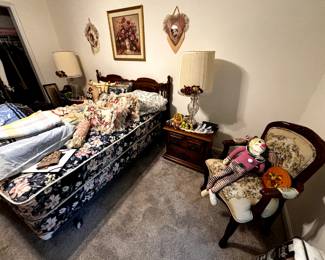 Broyhill bedroom suit and victorian era inspired decor