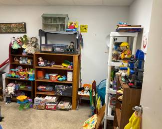 Lots of vintage toys