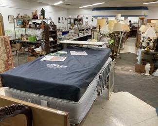 Electric medical bed $125