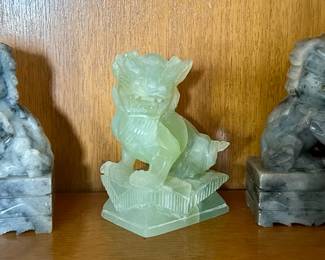 Quartz foo dogs