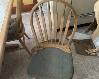 Chairs are stain from previous spillage. Can be cleaned or replaced