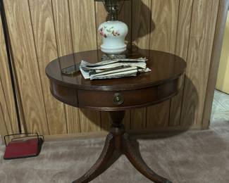 Mahogany round table aka Dunkin Fight Stand.
Lamp on stand for sale aka Gone with the Wind Lamp