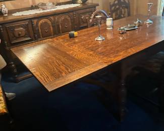 Picture of the Dining room set w the Extensions out- aka Refractory table
Dining room set is 8 pieces,