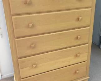 
Ethan Allen American Dimension Dresser