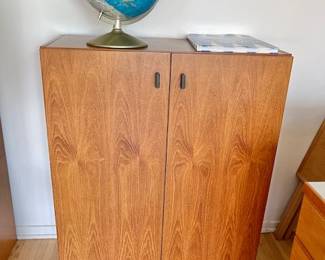 VINTAGE CABINET
