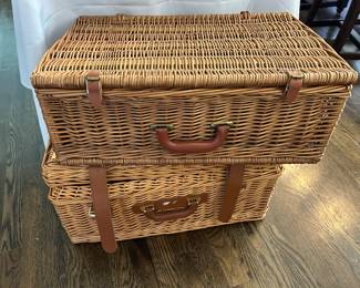 Picnic baskets
